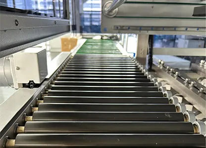 Servo-controlled aluminium rollers
