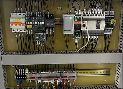 Simple and Clean Wiring